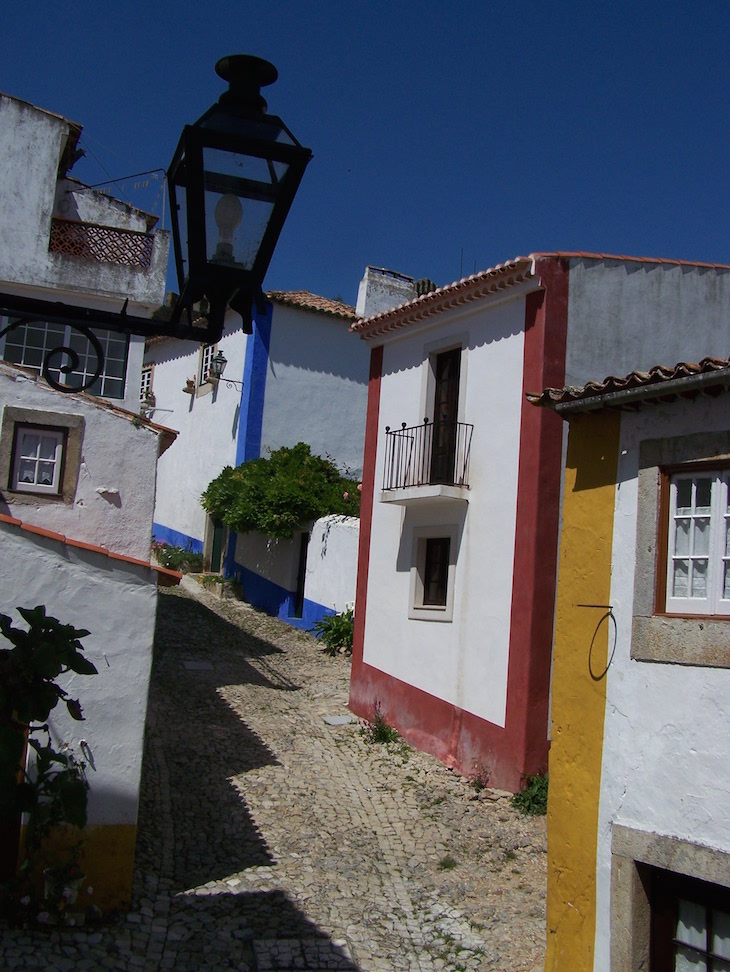 Rua em Óbidos © Viaje Comigo