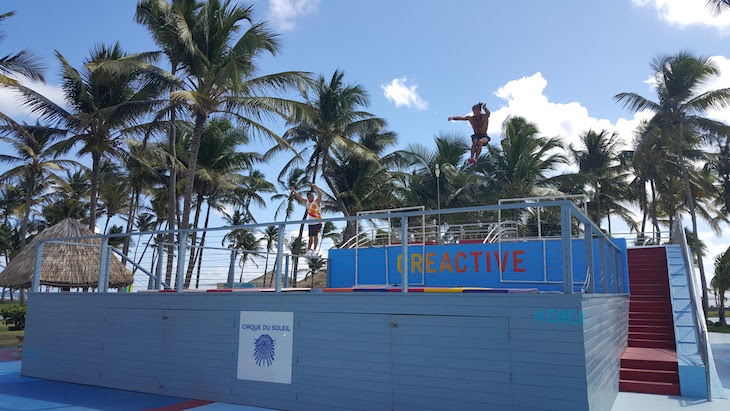 Camas elásticas - Creactive by Cirque du Soleil Club Med Punta Cana © Viaje Comigo