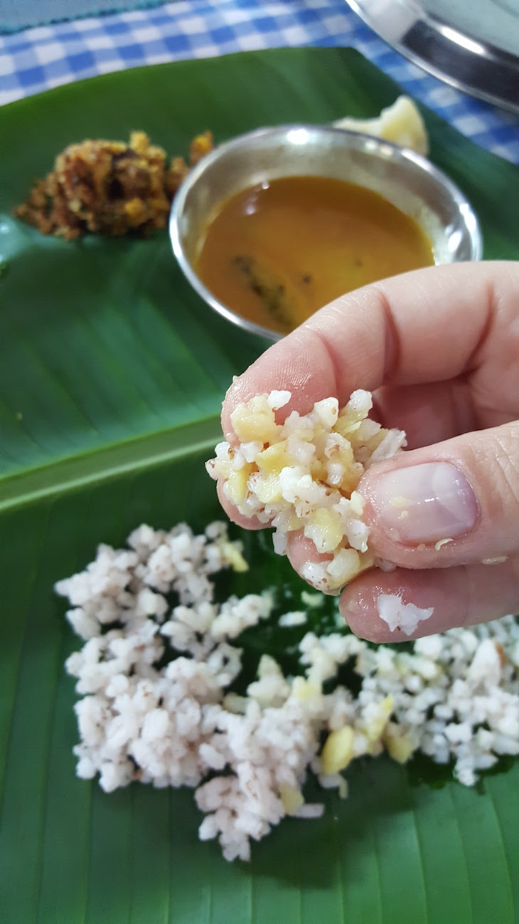 Comer com as mãos - Pranavam Homestays, Kerala © Viaje Comigo