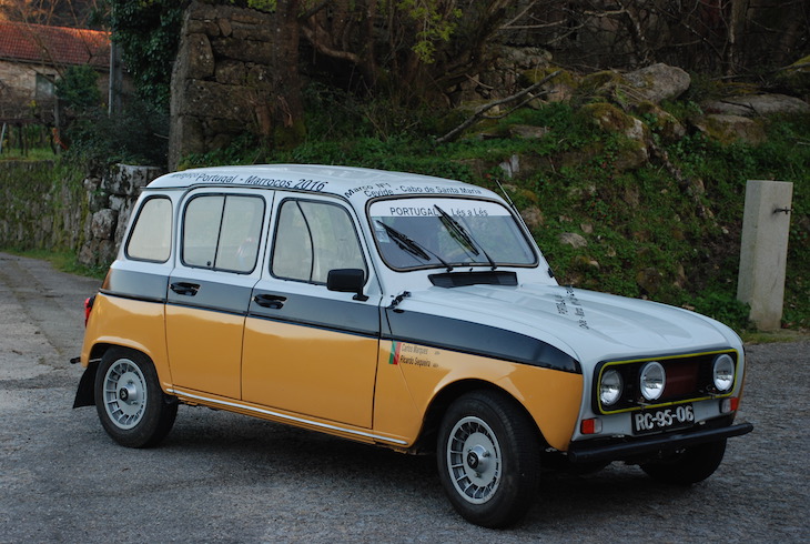 De Cevide a Marrocos numa Renault 4L - DR