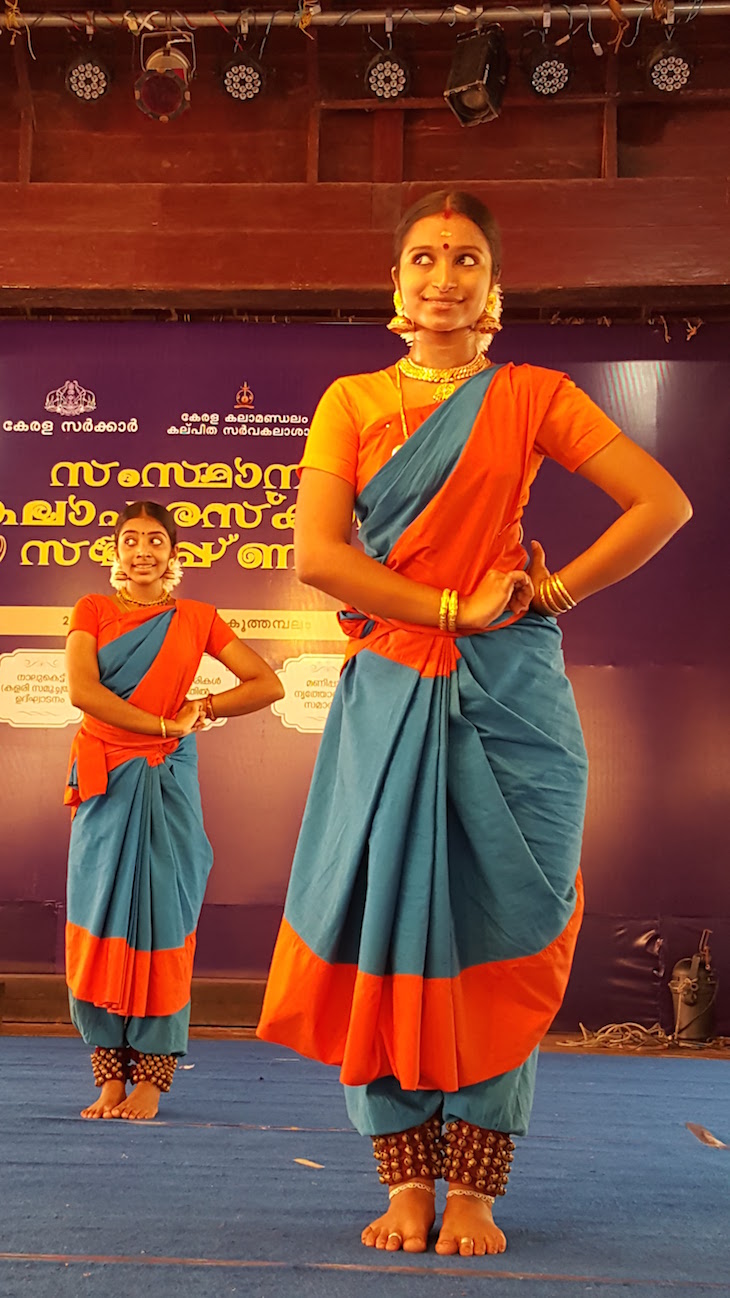 Dançarinas na Kerala Kalamandalam, Kerala © Viaje Comigo