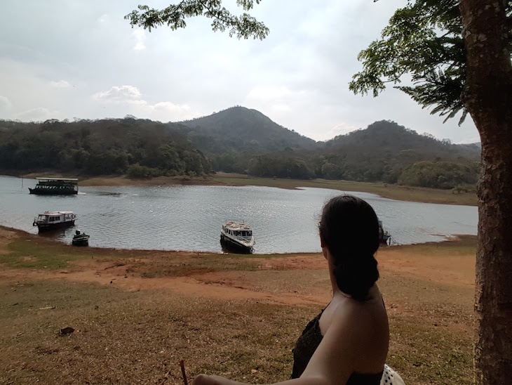 Susana Ribeiro na Periyar Tiger Reserve, Kerala, Índia © Viaje Comigo