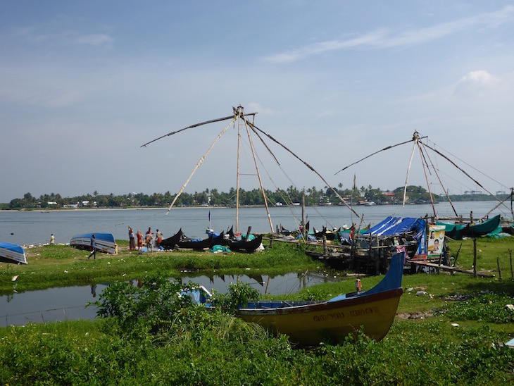 Barcos junto ao Porto de Cochim, Kerala, India © Viaje Comigo