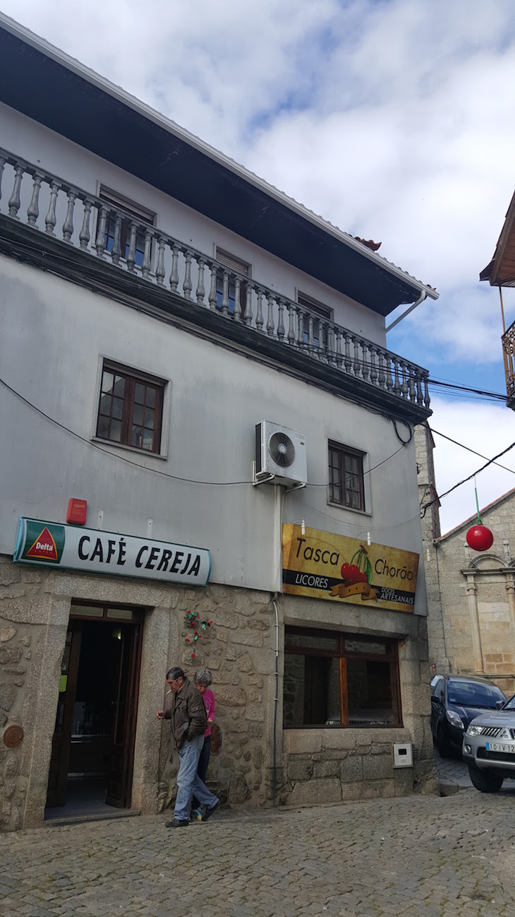 Café Cereja em Alcongosta - Fundão © Viaje Comigo