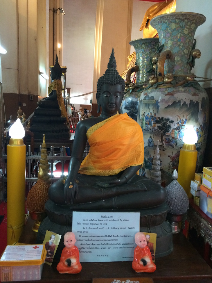 No Wat Phra Si Samphet Thong, Ayutthaya, Tailândia © Viaje Comigo