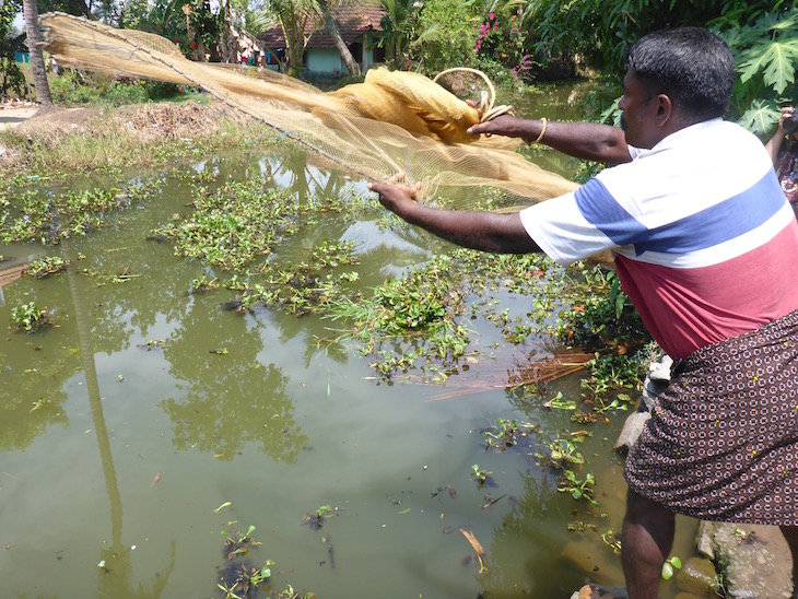 Pesca tradicional em Kumarakom, Kerala © Viaje Comigo