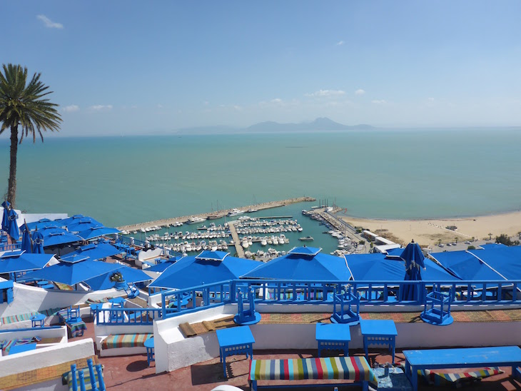 Esplanada do Café des Délices Sidi Bou Said Tunisia © Viaje Comigo