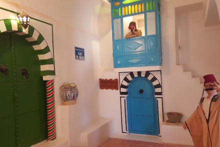 Representação de Sidi Bou Said - Museu de Guellala, Djerba, Tunísia © Viaje Comigo