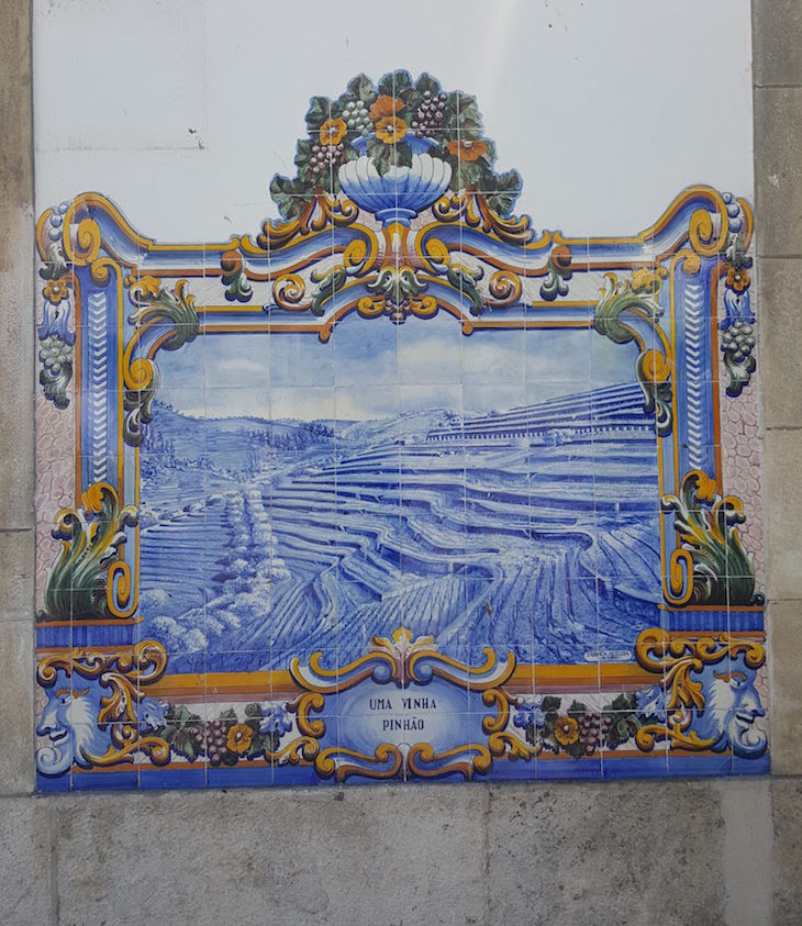 Vinha no Pinhão - Azulejos na Estação do Pinhão © Viaje Comigo