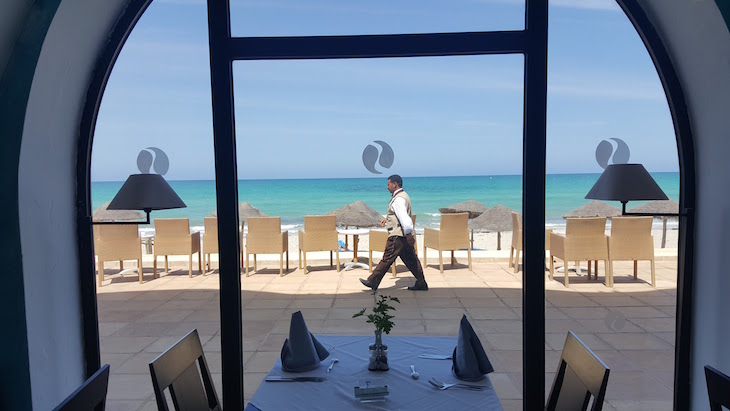 Vista do Buffet do Sentido Djerba Beach Tunisia © Viaje Comigo