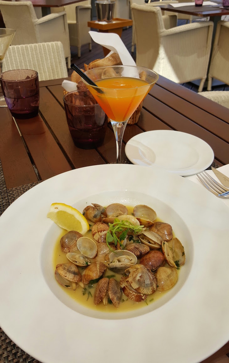 Almoço no restaurante Dunas Douradas Beach Club © Viaje Comigo