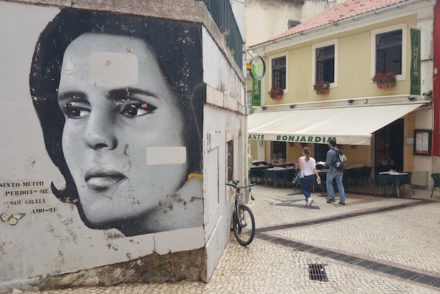 Pintura de Amália © Lisboa © Viaje Comigo