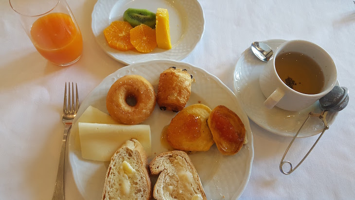 Pequeno-almoço no Vintage House Hotel no Pinhão © Viaje Comigo