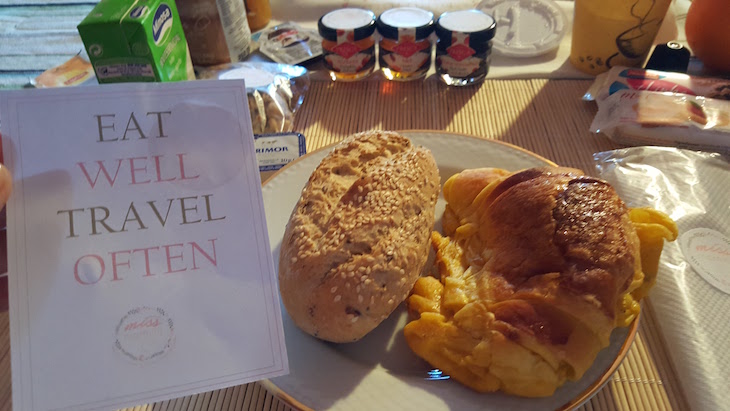 Pão e croissant da Miss Morning © Viaje Comigo