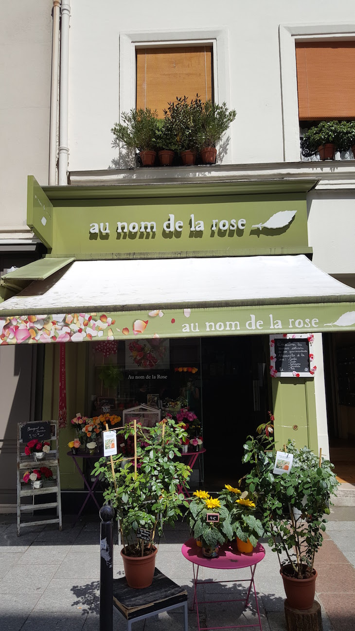 Au Nom de la Rose na Rua Cler, Paris © Viaje Comigo