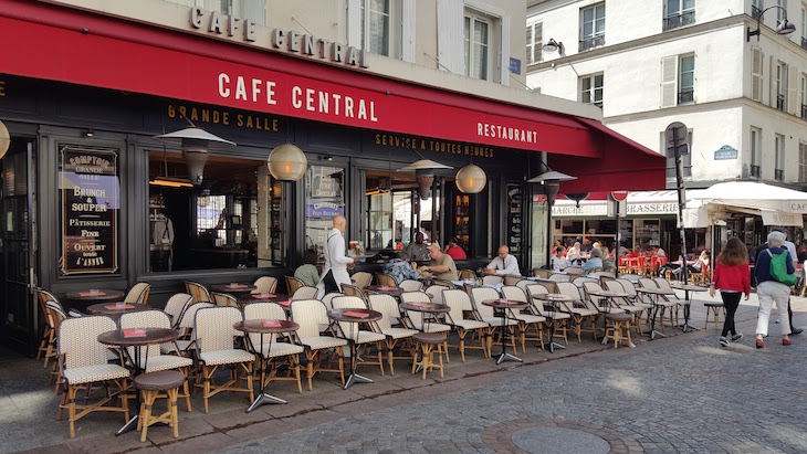 Esplanada Cafe Central na Rua Cler, Paris © Viaje Comigo