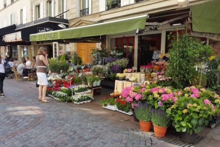 Floristas na Rua Cler, Paris © Viaje Comigo