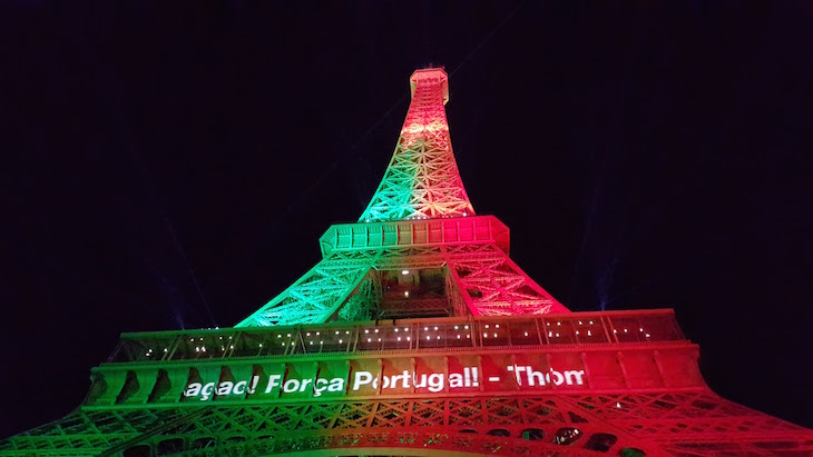 Portugal na Torre Eiffel © Viaje Comigo