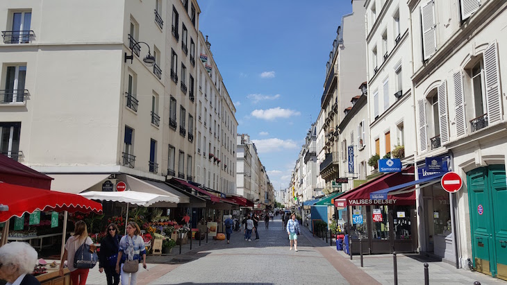 Rua Cler, Paris © Viaje Comigo