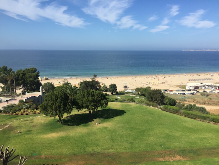 Vista do quarto, no Hotel Pestana Alvor Praia © Viaje Comigo