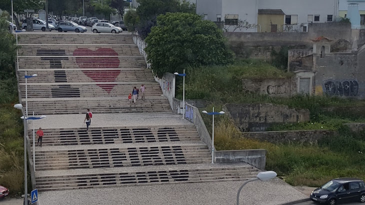 Escadas I Love Aveiro © Viaje Comigo