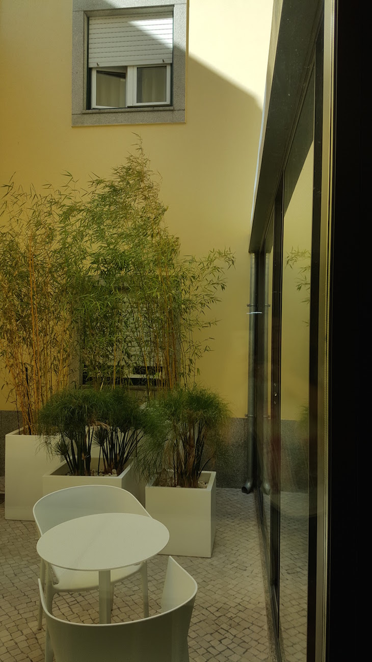 Jardin interior - Hotel das Salinas, Aveiro © Viaje Comigo ®