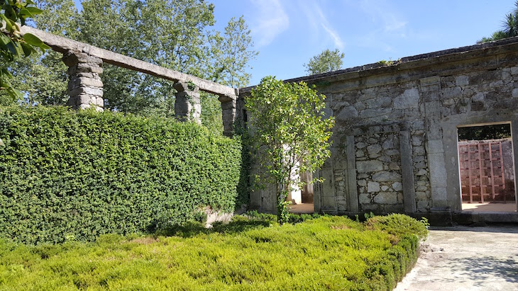 Parte do aqueduto da Casa e Quinta da Prelada © Viaje Comigo®