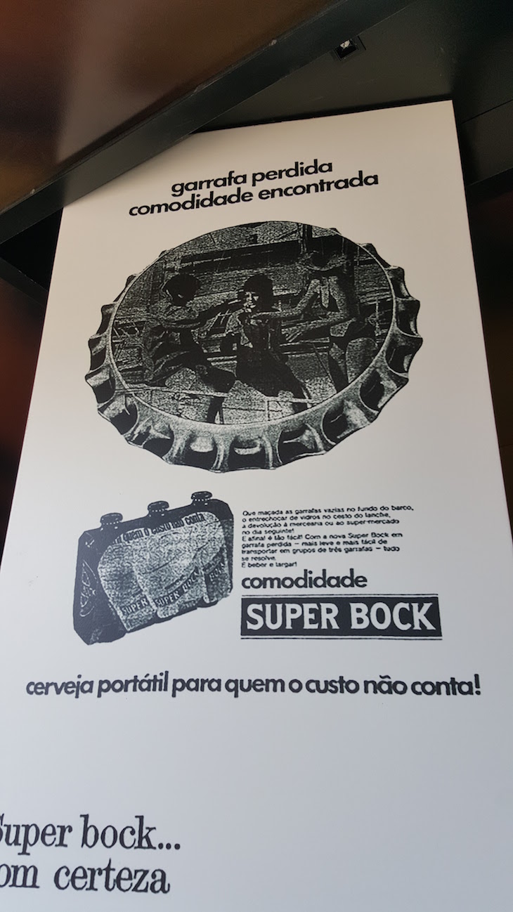 Publicidade antiga na Super Bock Casa da Cerveja © Viaje Comigo