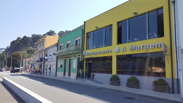 Restaurante A Margem - Afurada, Vila Nova de Gaia © Viaje Comigo