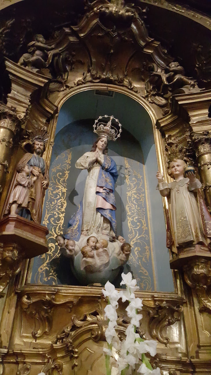 Sra da Conceição e Menino Jesus . Igreja de Santo Ildefonso, Porto © Viaje Comigo