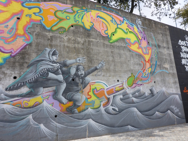 Mural da Lionesa - Rota de Street Art © Viaje Comigo