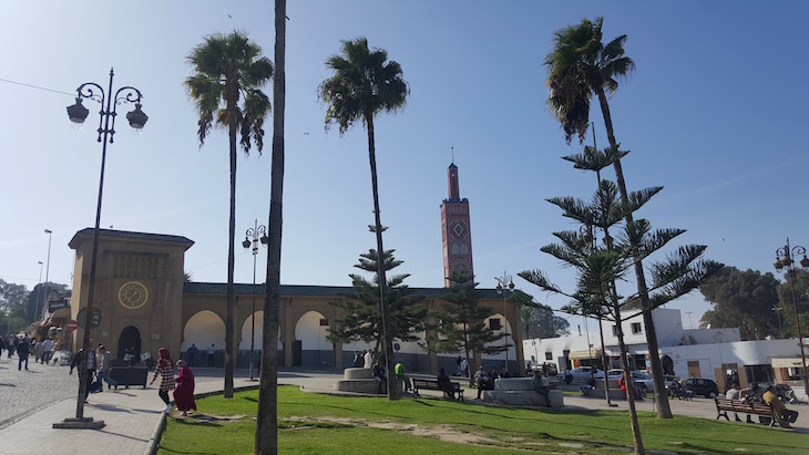 Mesquita em Tânger Marrocos © Viaje Comigo