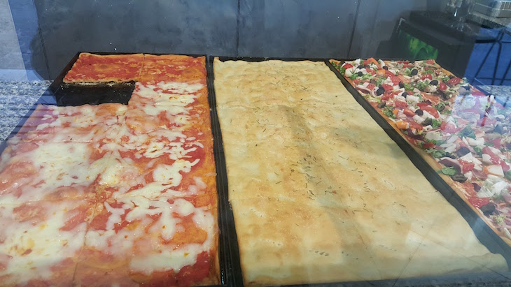Pizzas em Civita Castellana - Itália © Viaje Comigo
