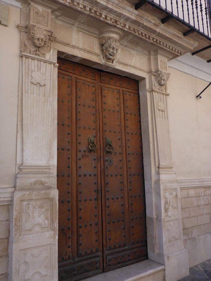 Porta em Priego de Córdoba - Andaluzia © Viaje Comigo