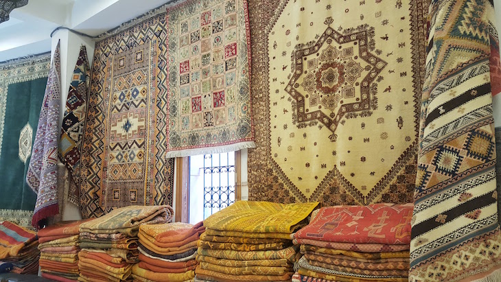 Jag – Galeria Tradicional - Compras em Tânger - Marrocos © Viaje Comigo