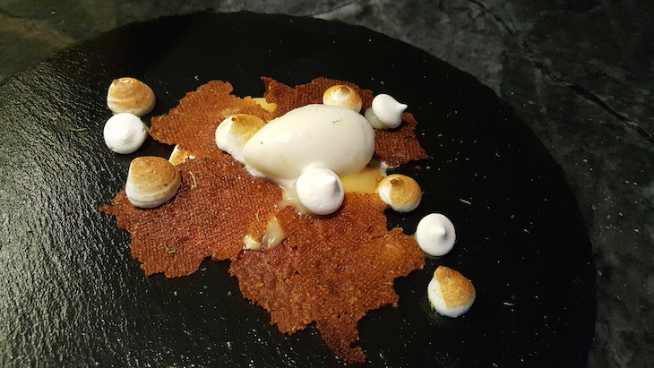 Tarte de limão merengada, sorbet de limão © Viaje Comigo