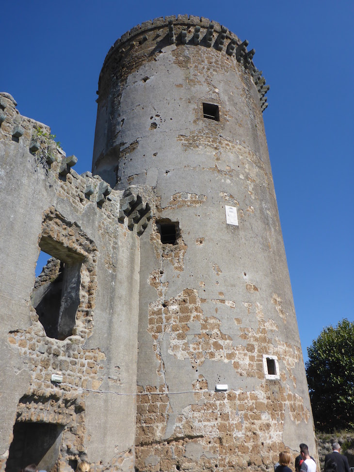 Torre do Castelo Borgia - Nepi - Itália © Viaje Comigo