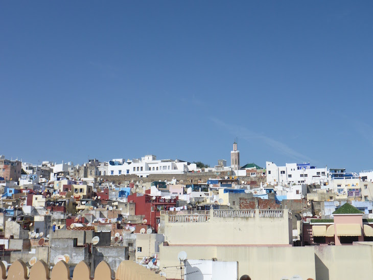 Vista dos telhados - Tânger - Marrocos © Viaje Comigo