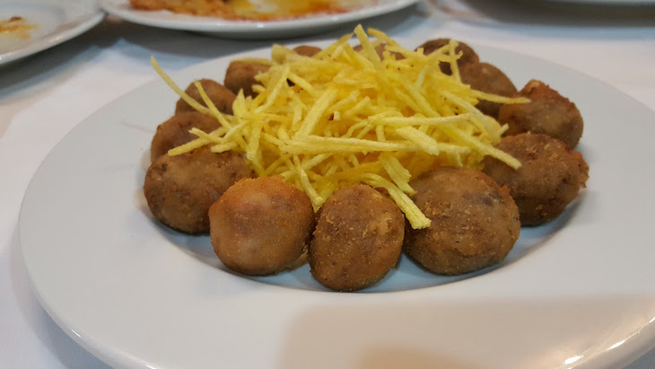 Croquetas - Hotel Santo Domingo - Lucena - Andaluzia - Espanha © Viaje Comigo