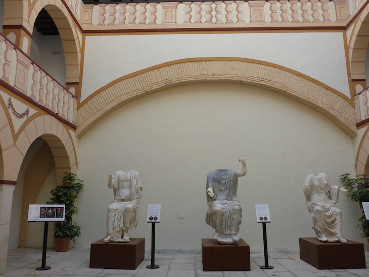Estátuas no Museu - Baena - Andaluzia © Viaje Comigo