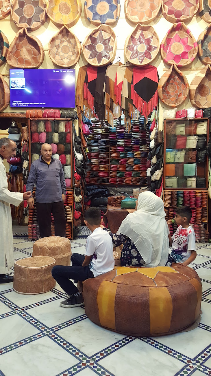 Loja junto das Tinturarias de Fez - Marrocos © Viaje Comigo