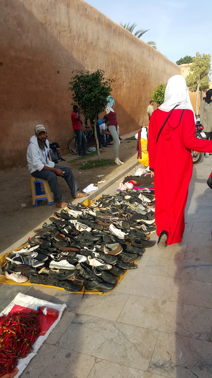 Vendedores nos passeios, fora da Medina, Rabat, Marrocos © Viaje Comigo