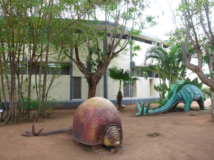 Dinossauros no Museu de História Natural de Maputo © Viaje Comigo