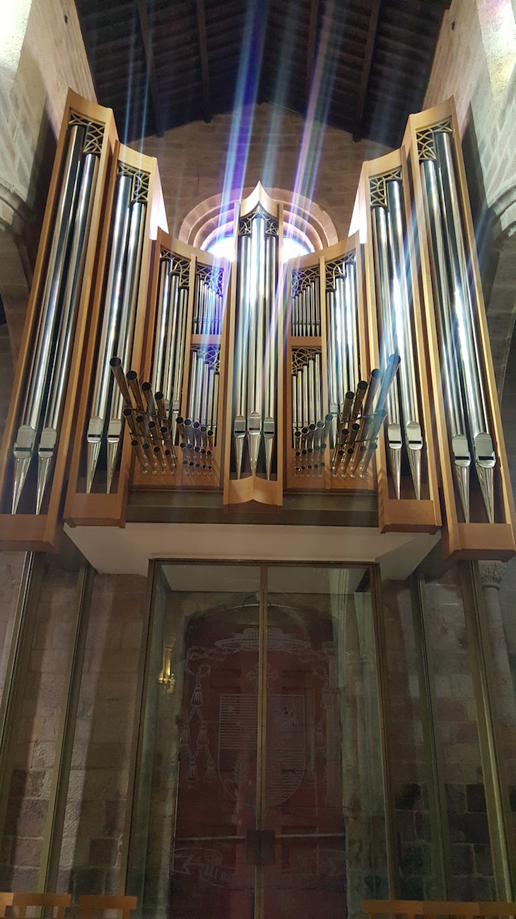 Órgão de tubos da Igreja Matriz - Vila Real © Viaje Comigo