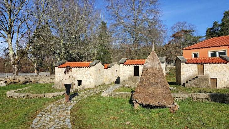 Pequena aldeia da Porta do Mezio - Arcos de Valdevez © Viaje Comigo