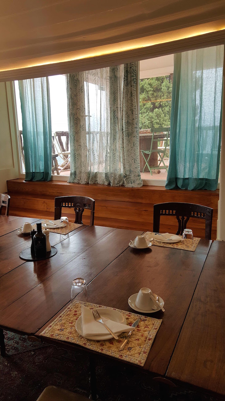 Sala dos pequenos-almoços na Quinta de la Rosa © Viaje Comigo