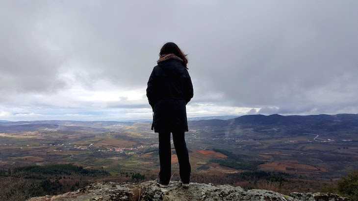 Susana no Passeio na Serra de Bornes - Macedo de Cavaleiros © Viaje Comigo