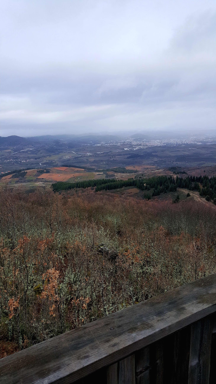 Posto de vigia - Passeio na Serra de Bornes - Macedo de Cavaleiros © Viaje Comigo