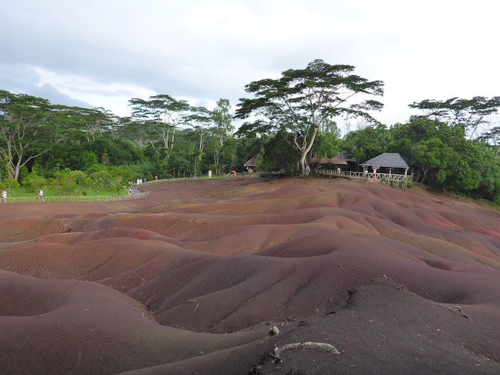 Terra com 7 cores - 7 Coloured Earth - Chamarel - Mauricias © Viaje Comigo