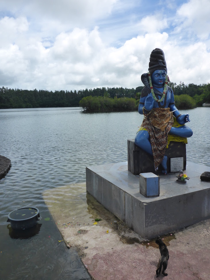 Templo Ganga Talao - Ilhas Mauricias © Viaje Comigo